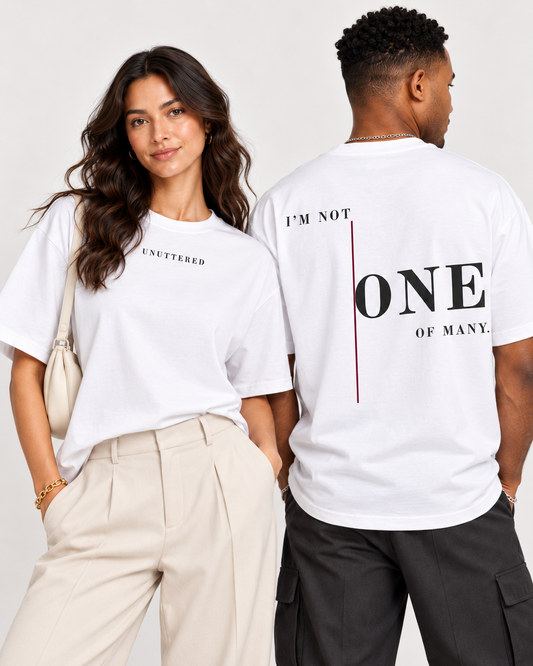 I'M NOT ONE OF MANY — Oversized Tee